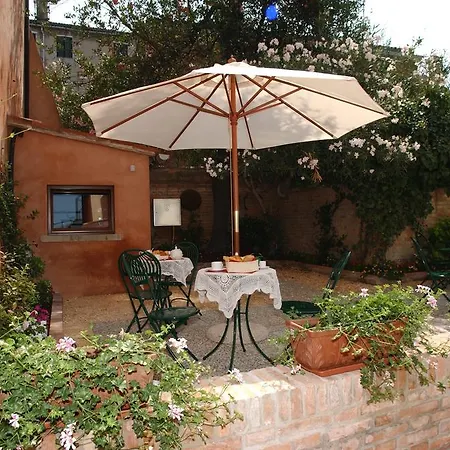 Casa Mimma Bed & Breakfast 3*