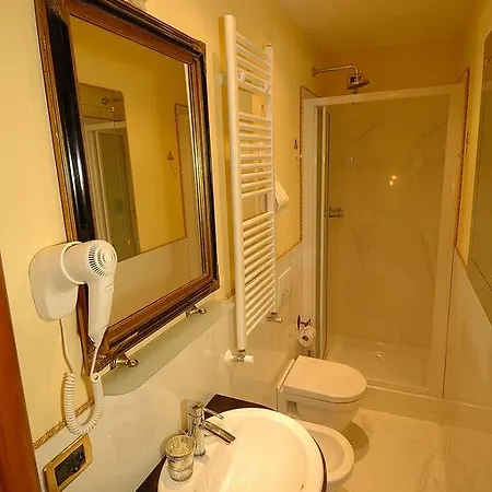 Residenza La Loggia 2*