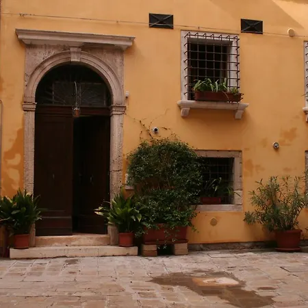 Stella Di San Marco Apartment Venice