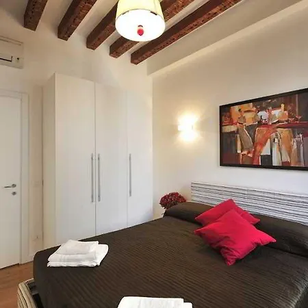 Apartment Appartamento San Marco *