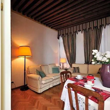 Apartment Appartamento San Marco