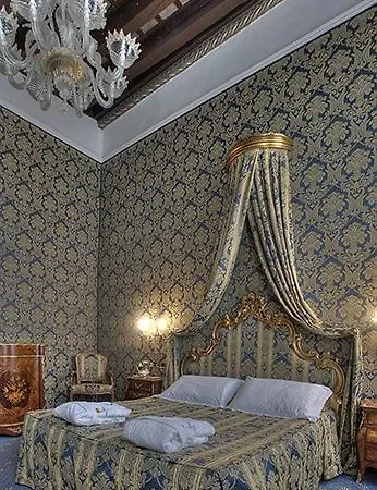 Al Ponte Antico 4*