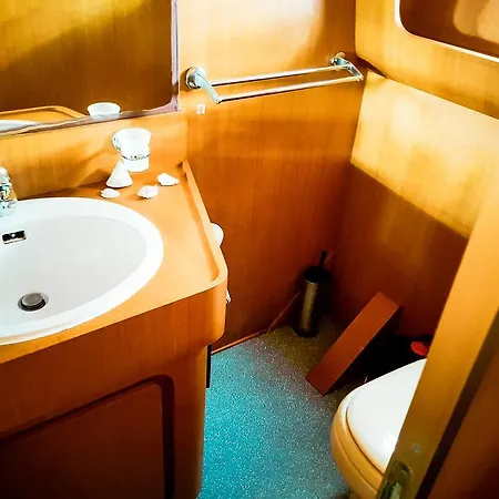 Yacht Diva * Venedig