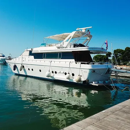 Yacht Diva Båthotell Venedig