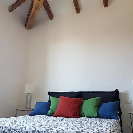 Apartment White Attic Angelo Raffaele *