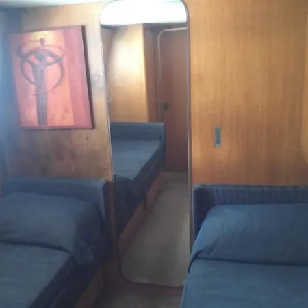 船屋 Yacht Diva 威尼斯