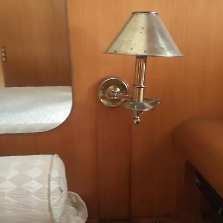 Yacht Diva Venedig