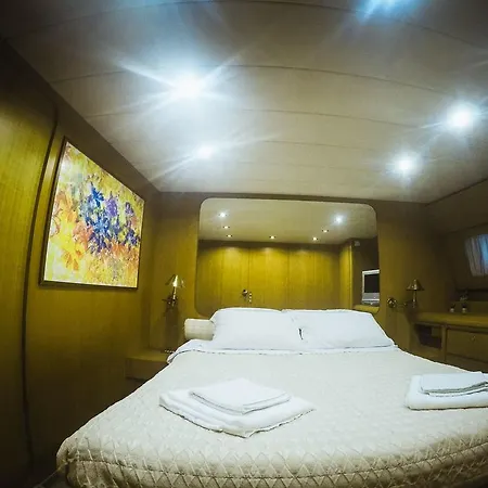 Båthotell Yacht Diva Venedig