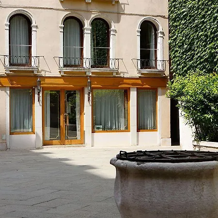 Hotel Anastasia