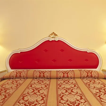San Lio Tourist House 2*