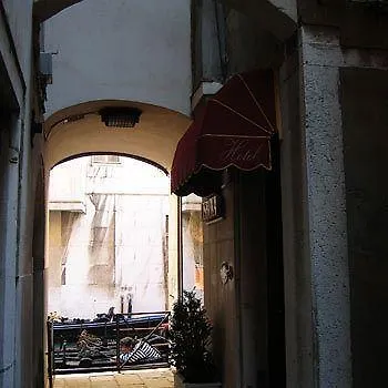 Hotel Lisbona 3*