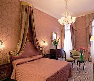 Casa Pisani Canal Pensionat Venedig