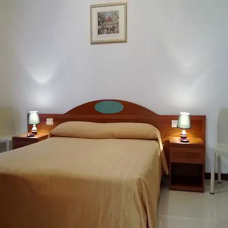 Hotel Ariel Silva