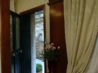 Leonardo Bed & Breakfast 2*