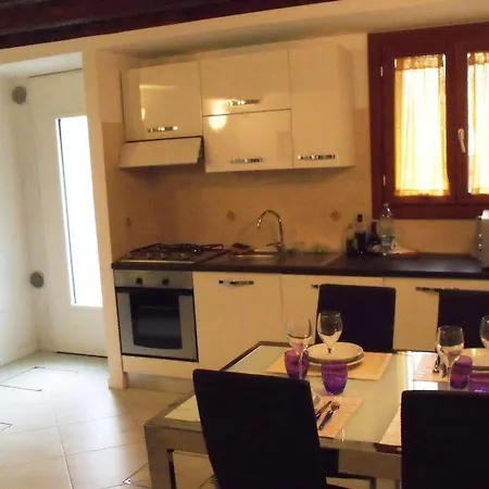 Apartment Venezianamente Venice