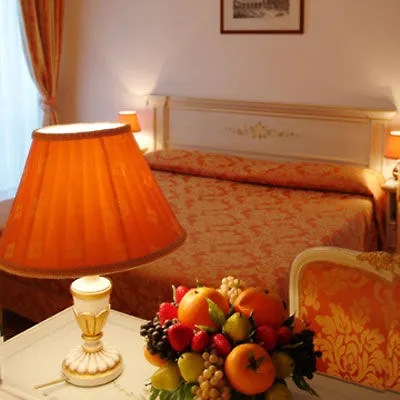 Otel Ambassador Tre Rose