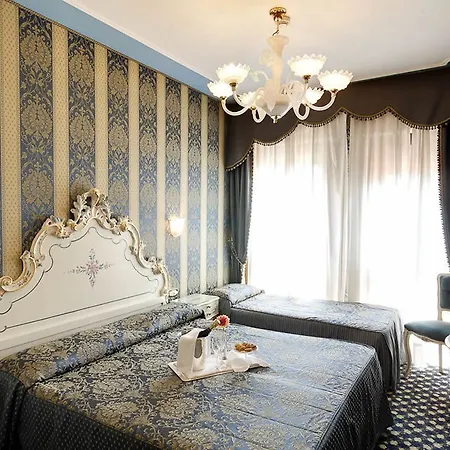 Belle Arti 3* Wenecja