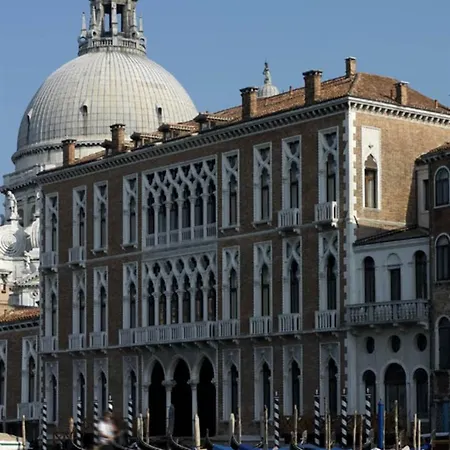 Sina Centurion Palace Hotel 5*