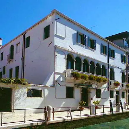 Ih Salute Palace (adults Only)