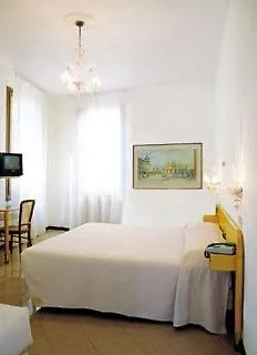 Gorizia A La Valigia 3* Venedig