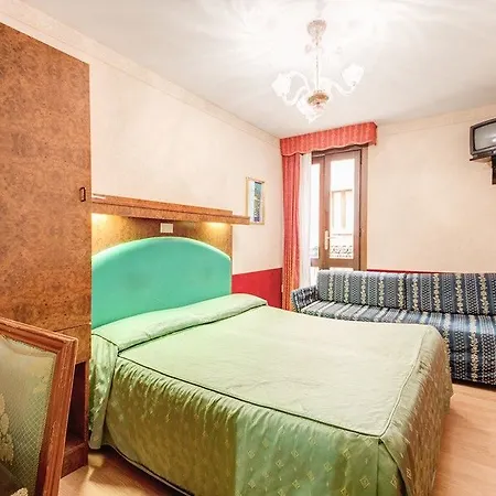 Hotel Antica Casa Carettoni Wenecja
