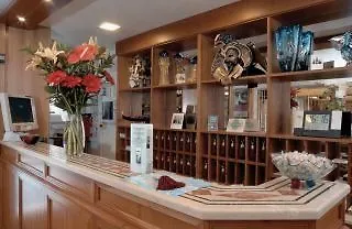 Commercio & Pellegrino 3* Венеция