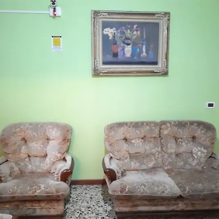 Ai Boteri Hostel *
