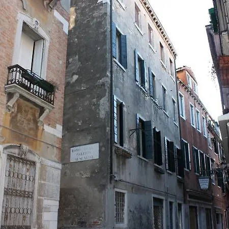 Viva 3* Venice