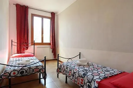Mario 1310 Apartment