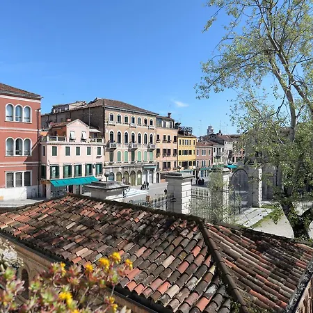 Mario 1310 Apartment Venice