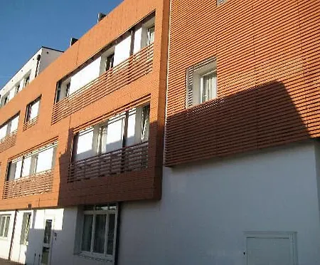 Mary Hotel