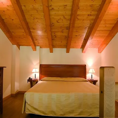 Hotel Venice Airport 4*