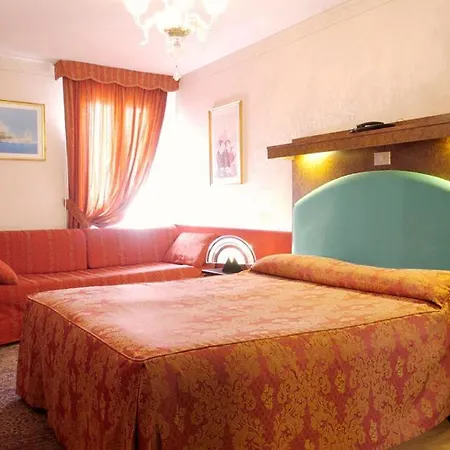 Hotel Antica Casa Carettoni Wenecja