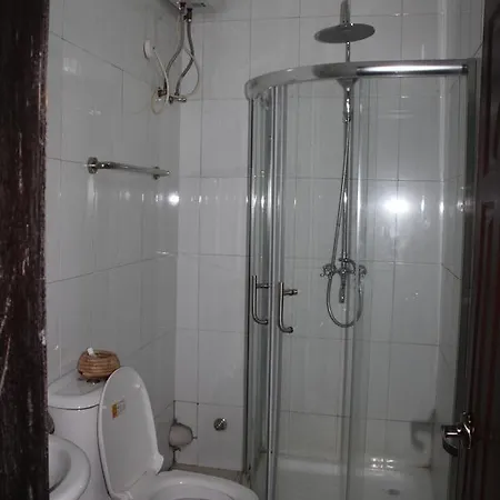 Bestway Luxury Hotel 3*