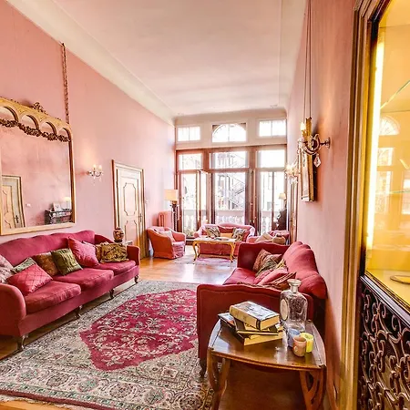 Ca' Della Corte Flats *