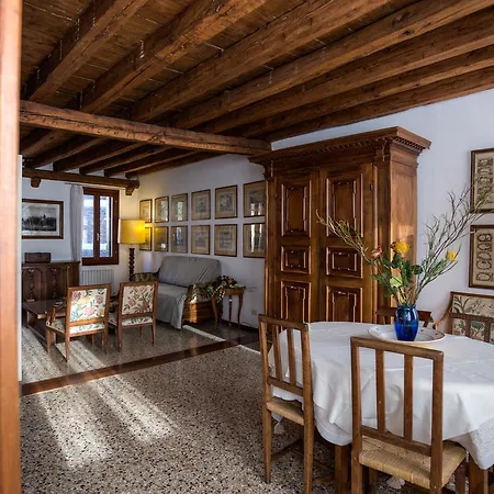 Ca' Della Corte Flats Apartment