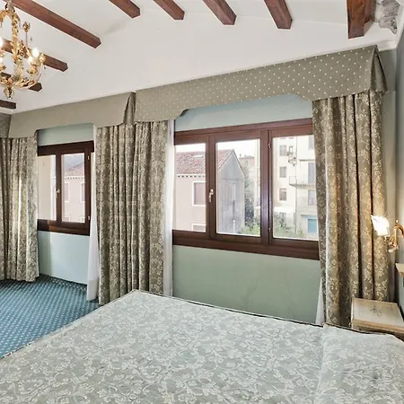 Hotel American-dinesen Venice