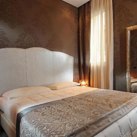 Hotel Aqua B 4*