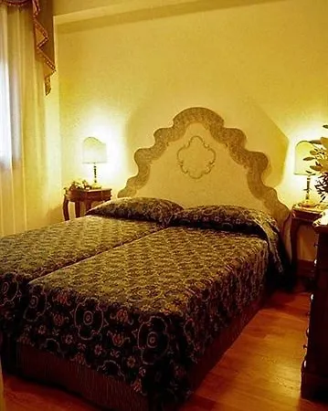 Hotel Torre Dell'orologio Venecia