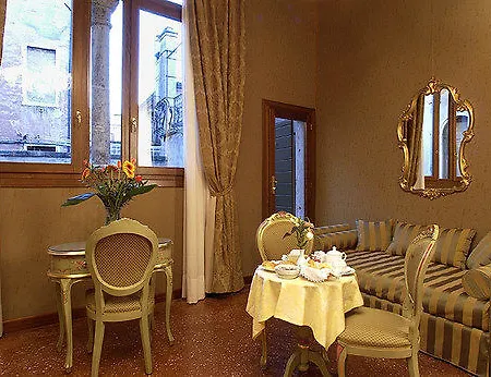 Al Ponte Mocenigo Hotel Venedig