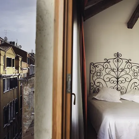 Hotel Antigo Trovatore