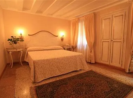Mercurio Hotel 3*