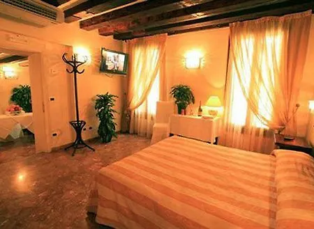 Mercurio 3* Venice