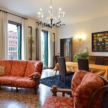 Hotel Grand Canal Terrace