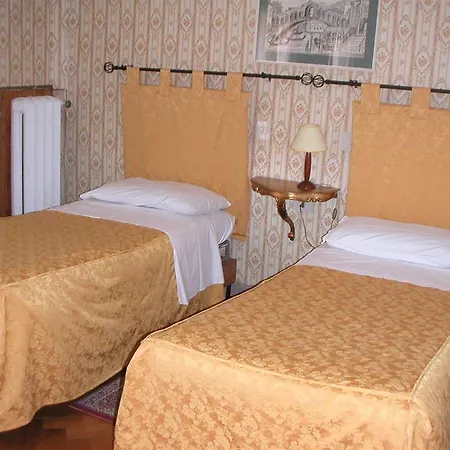 Hotel Doni