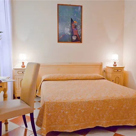 Hotel Henry Benátky