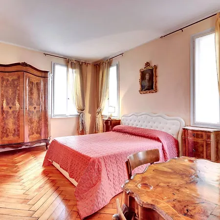 Apartment San Zulian *