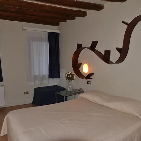Piccolo Tiepolo Guest house Venice