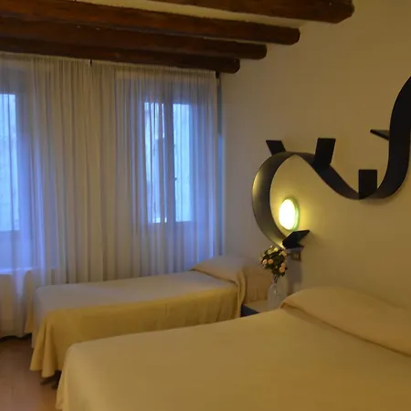 Piccolo Tiepolo Guest house Venice