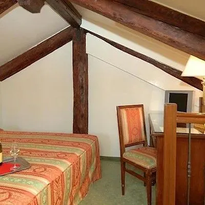 Hotel Hesperia 3*